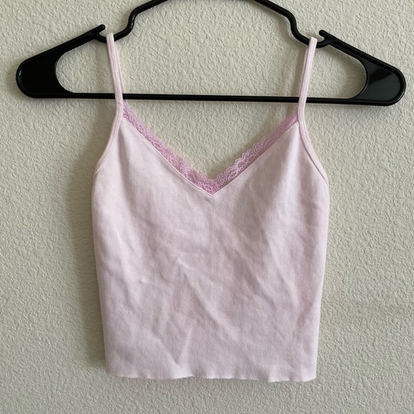 Brandy Melville light pink Nicolette lace tank top - Picture 3 of 6